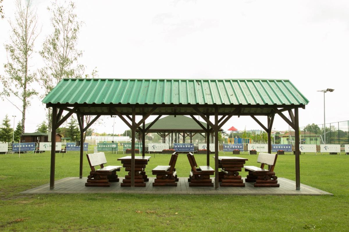 Camping Oaza Blonie Kornik Domki Standard Plus - 3 Pokoje Exterior photo