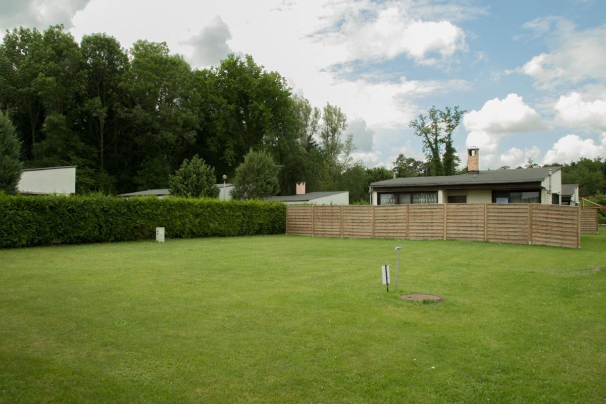Camping Oaza Blonie Kornik Domki Standard Plus - 3 Pokoje Exterior photo